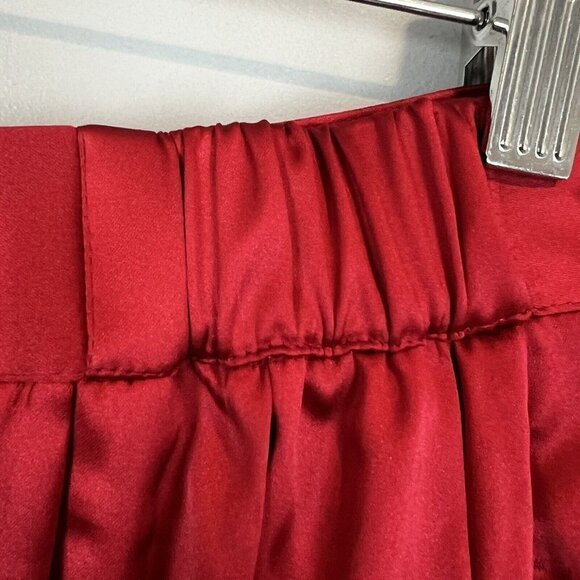 Making The Cut Skirt Jeanette's Maxi Hi Lo Pleated Skirt NWT Size XS Red Satin - Picture 7 of 13